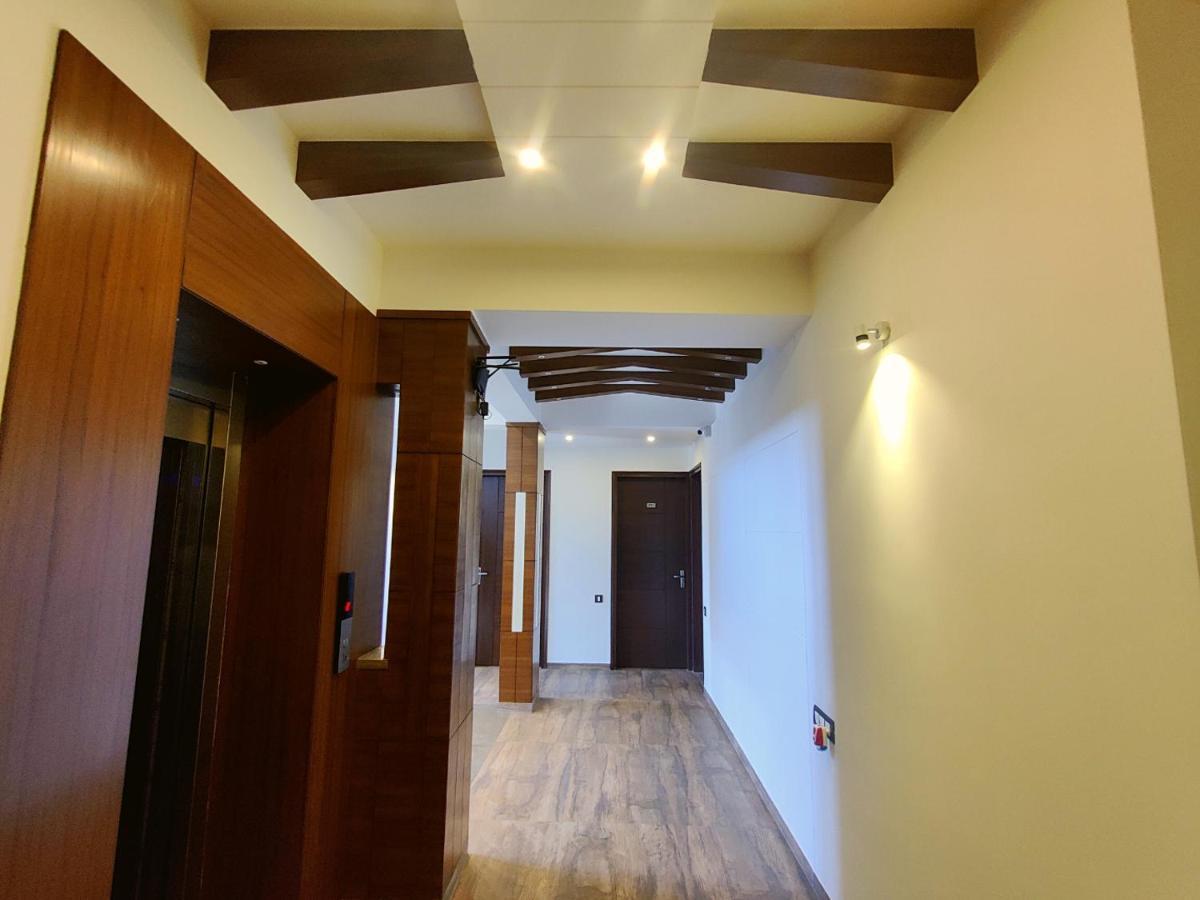 The Shacon Hotel Noida Exterior photo
